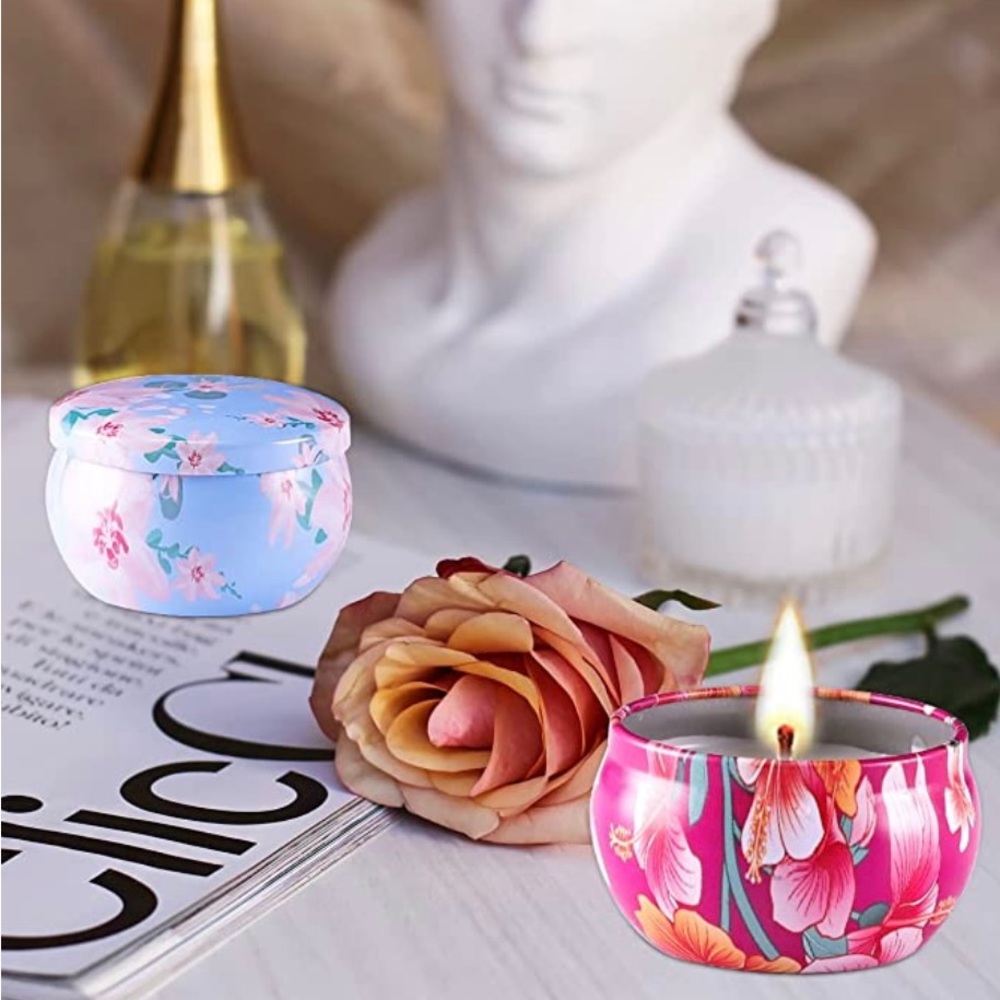 🌹2 for $12. Beautiful decorative accent candles.